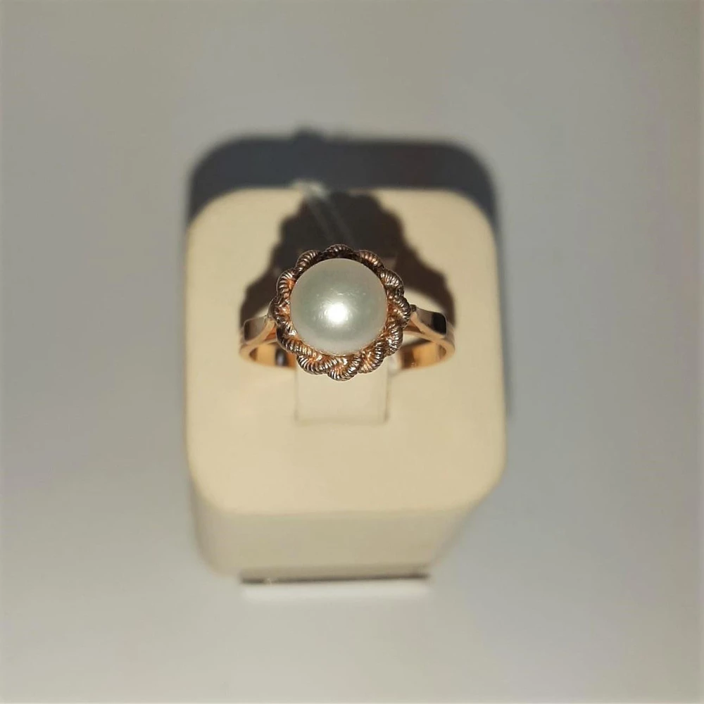 Кольцо с культивированным жемчугом из красного золота 583 пробы