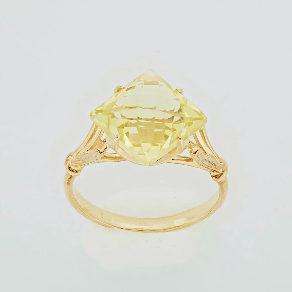 Кольцо с фианитом из желтого золота 585 пробы 1