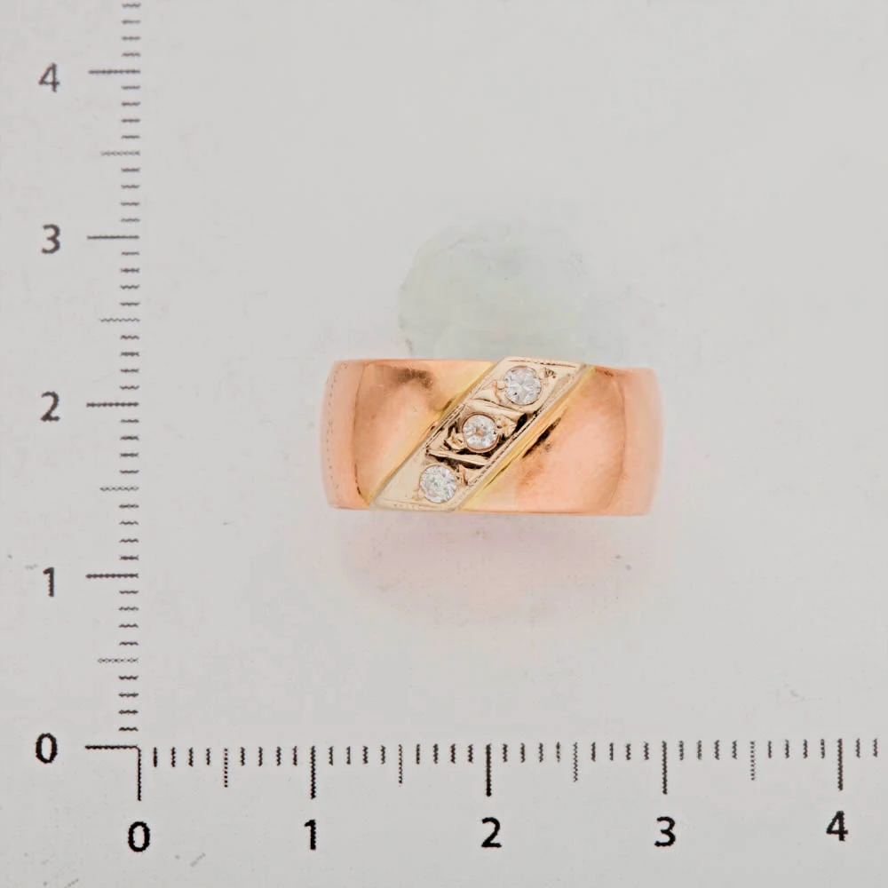 Кольцо обручальное с бриллиантом из красного золота 583 пробы 2