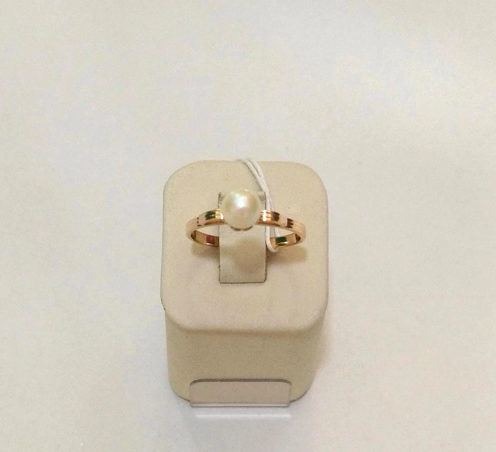 Кольцо с жемчугом из красного золота 583 пробы