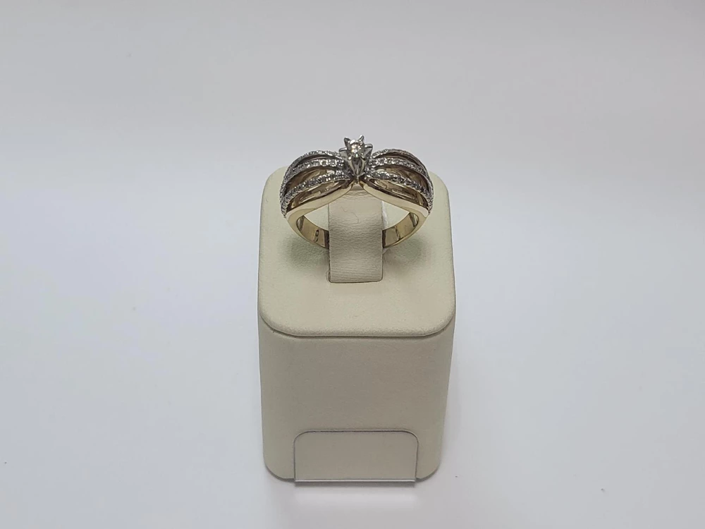 Кольцо с бриллиантом из красного золота 500 пробы