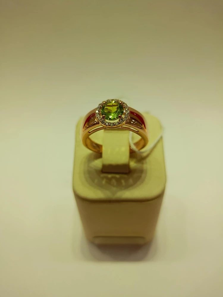 Кольцо с хризолитом из красного золота 585 пробы