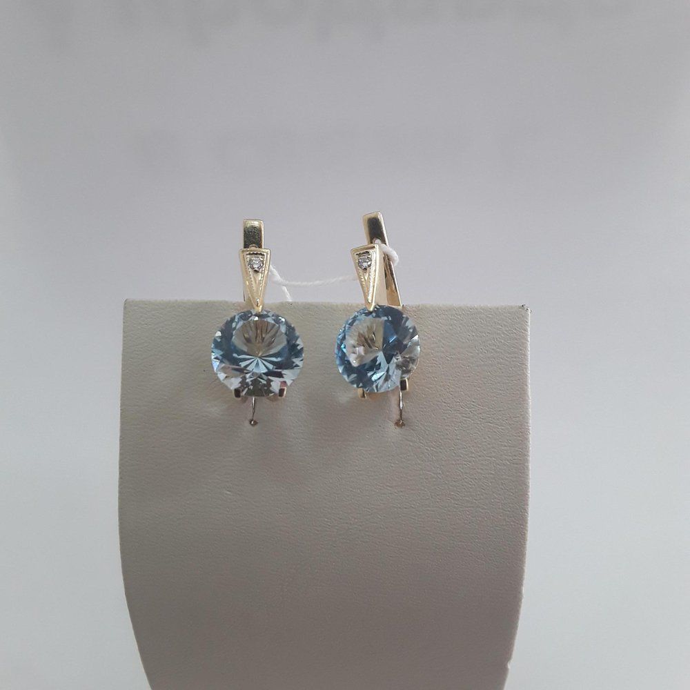 

Золотые серьги 750 пробы